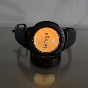 Samsung Gear S3 Frontier Smart Watch